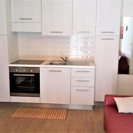 Apartament Hilltop In Pr Saint Didier With Balcony Pré-Saint-Didier