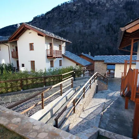 Hilltop In Pr Saint Didier With Balcony Pré-Saint-Didier